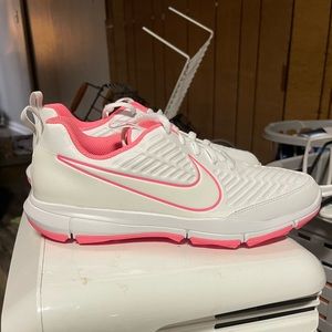 Women Nike golf shoes.